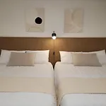 On Stay, In Seoul