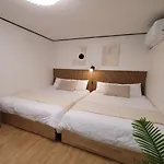 On Stay, In Seoul