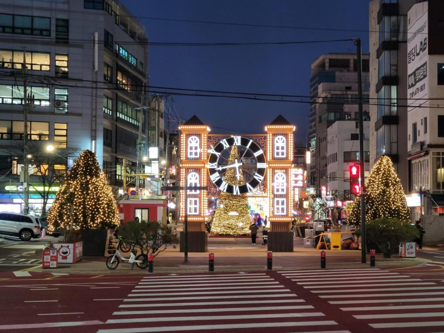 On Stay, In Seoul